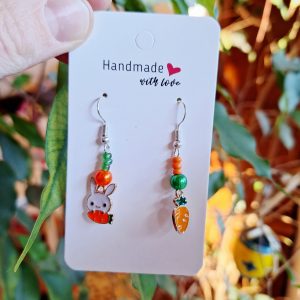 Ohrhänger "Carrot Bunny" mit Emaille Charms